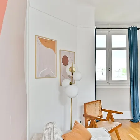 Lumineux Et Bien Decore A
